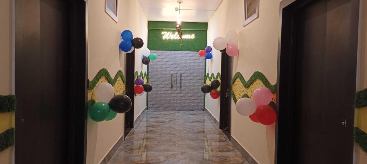 Hotel O Pop Angoori Farm House Матхура Екстер'єр фото